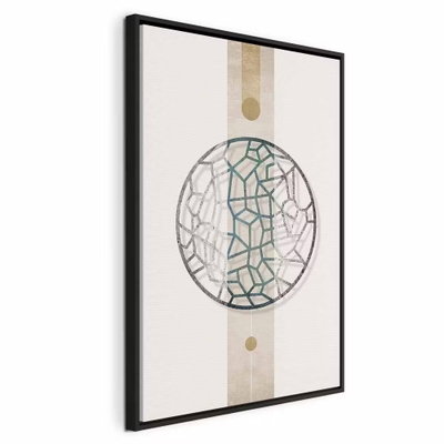 Circle with artistic details – svart ram. En cirkel med oregelbundna grå och turkosa linjer ligger över ett lodrätt beige band med små runda detaljer.
