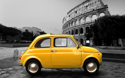 Ljuddämpande tavla - Yellow retro car