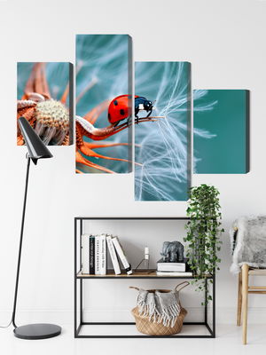 Ljuddämpande tavla - Ladybug on a dandelion