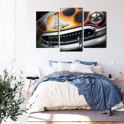 Ljuddämpande tavla - Antique car with flames