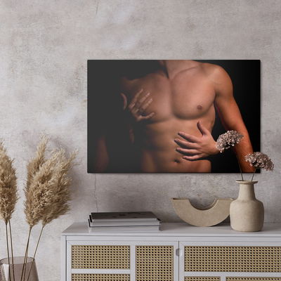 Ljuddämpande tavla - A man in an embrace