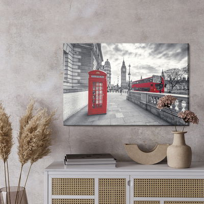 Ljuddämpande tavla - Red telephone box in London