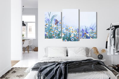 Ljuddämpande tavla - Butterfly and wildflowers