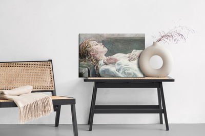 Ljuddämpande tavla - Sleeping young woman