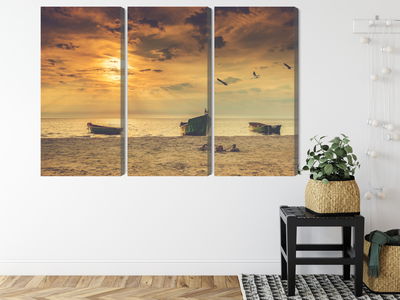 Ljuddämpande tavla - Boats on the beach at sunset