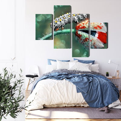 Ljuddämpande tavla - A caterpillar and a ladybug