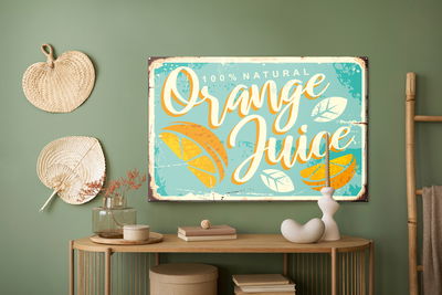 Ljuddämpande tavla - Oranges and retro lettering