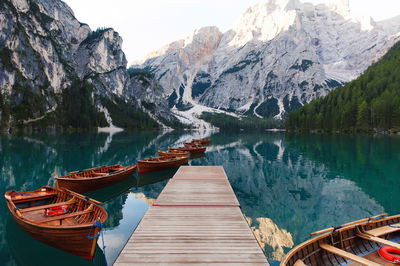 Ljuddämpande tavla - Lake braies in Italy
