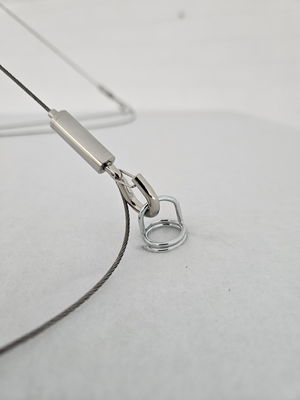 Trådafhænging med øje til ophængning af SilentDirect PES Ceiling Industry loftsabsorber