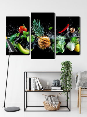 Ljuddämpande tavla - Fresh vegetables in the water