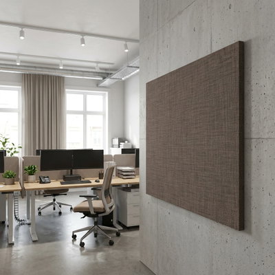 SilentDirect Wall Rectangle brun ljudabsorbent monterad på vägg i kontorsmiljö