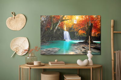 Ljuddämpande tavla - Waterfall in autumn forest 3d