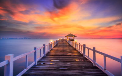 Ljuddämpande tavla - Sunset over the pier