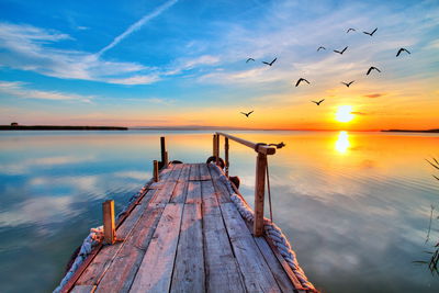 Ljuddämpande tavla - West by the lake