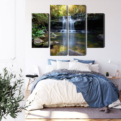 Ljuddämpande tavla - A waterfall in the bush