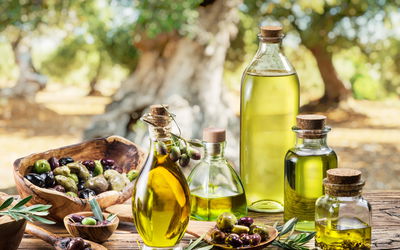 Ljuddämpande tavla - Oil bottles