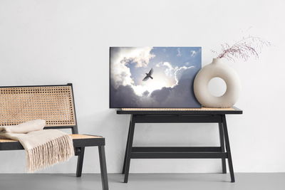 Ljuddämpande tavla - Bird on a background