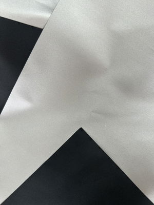 SilentDirect Silver Blackout - pimennyskangas polyesteristä