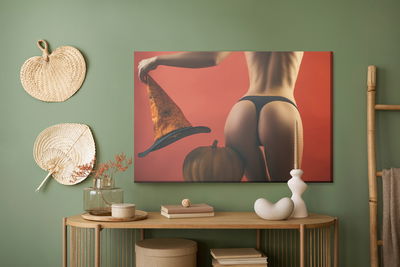 Ljuddämpande tavla - Sexy woman in halloween