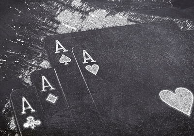 Ljuddämpande tavla - Drawn playing cards