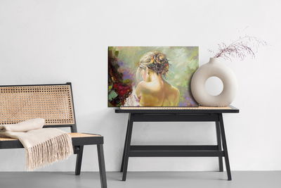 Ljuddämpande tavla - Portrait of a pensive woman