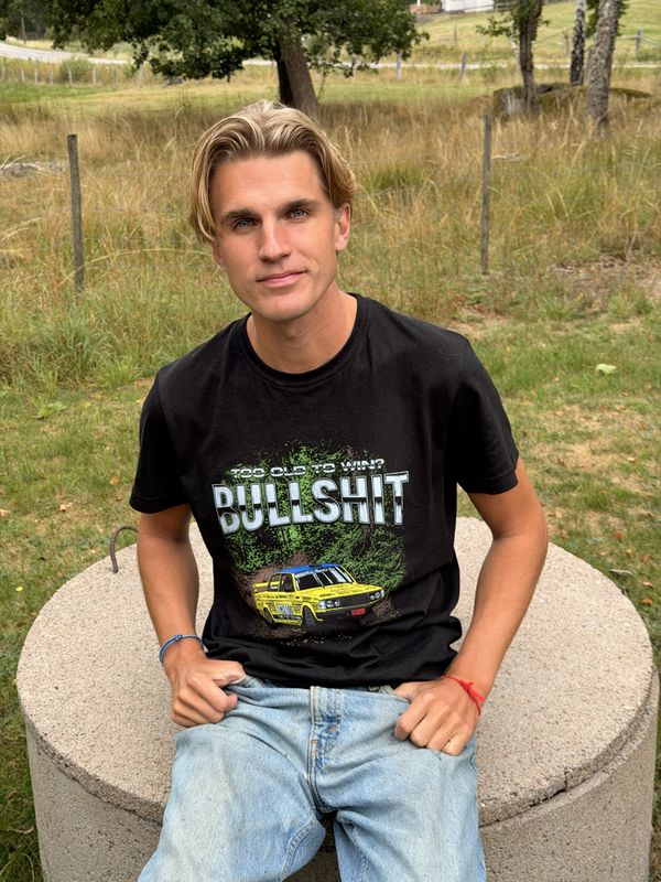 T-shirt - Too Old To Win? Bullshit.