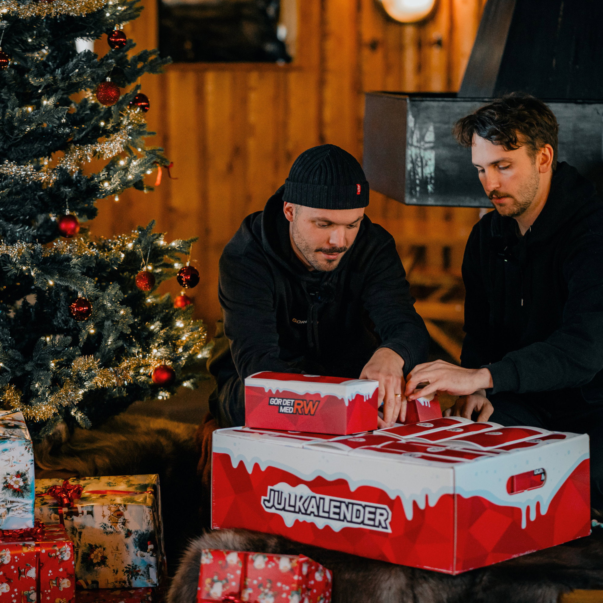 Robin håller i julkalender