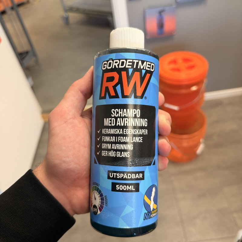 Skadade Schampo med avrinning 500ML