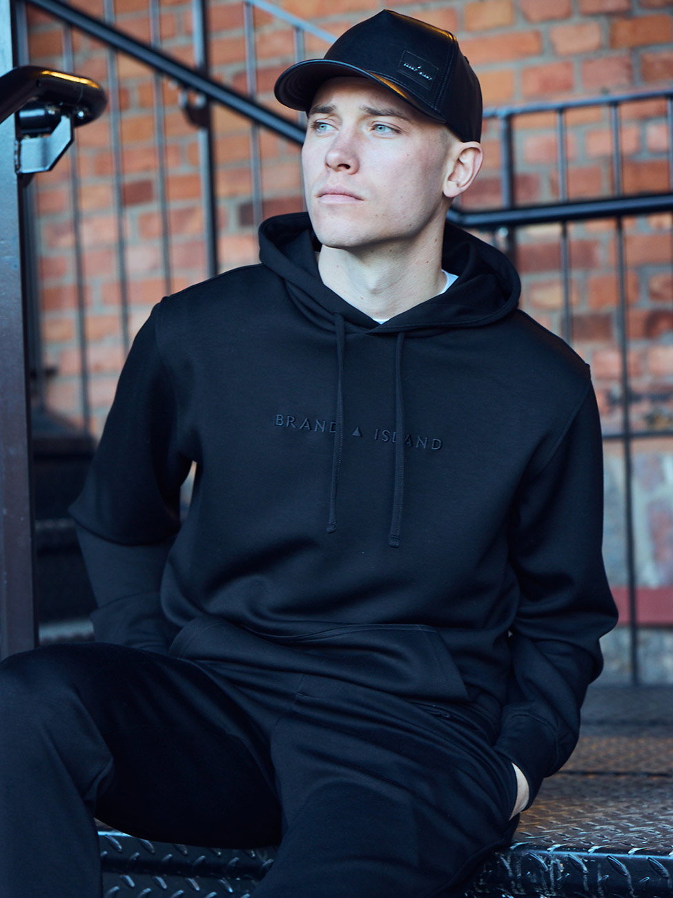 Zen Logo Hoodie Black (S)