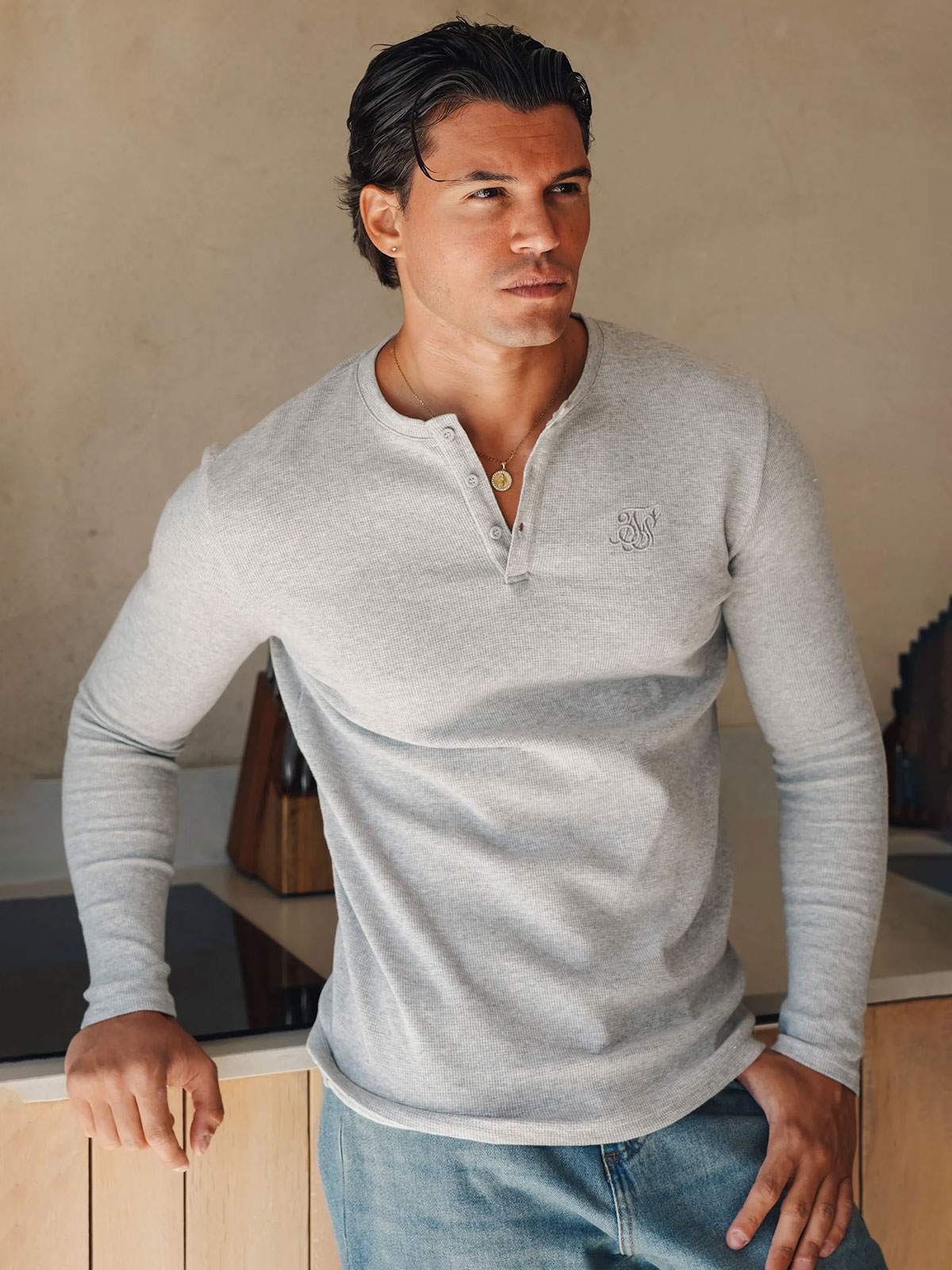 Grey Henley T-shirt (XL)