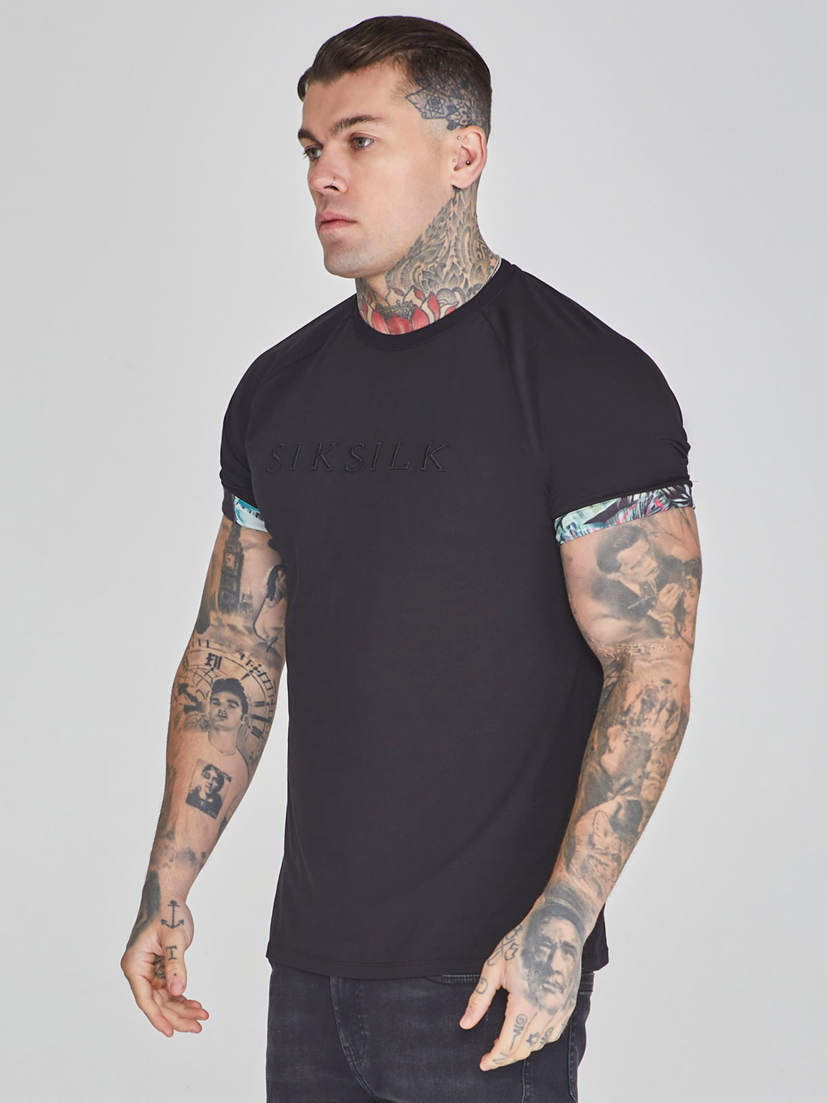 Roll Sleeve T-Shirt Black (S)
