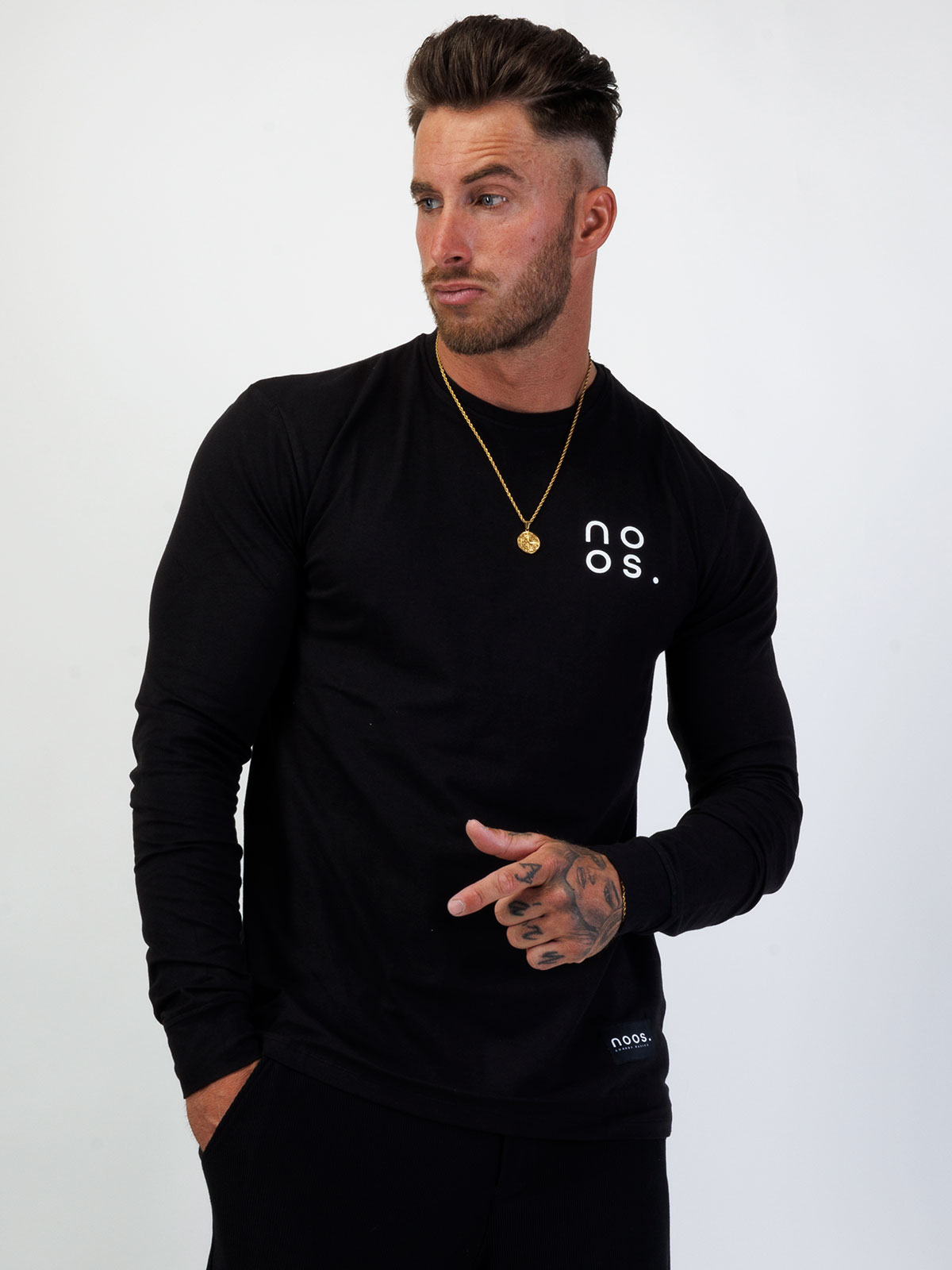 L/S Small Logo Tee Black (L)