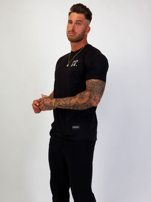 Small Logo Straight Tee Black