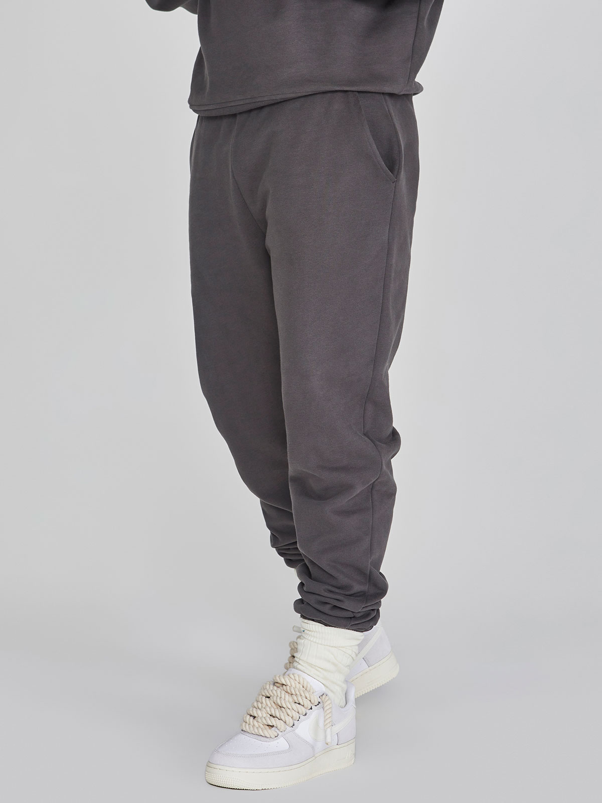 Graphic Jogger Black (S)