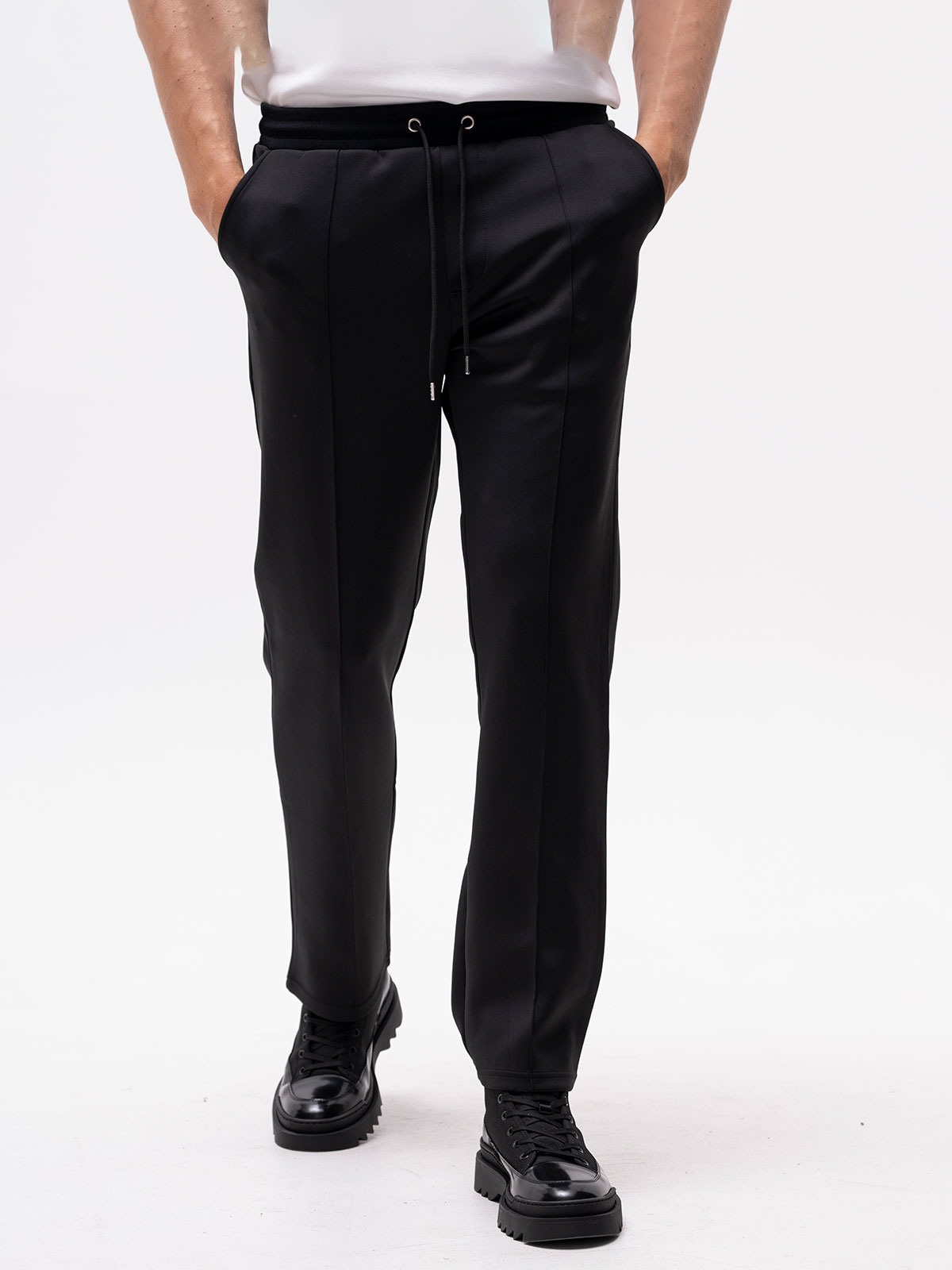 Akino Track Pants Black (S)