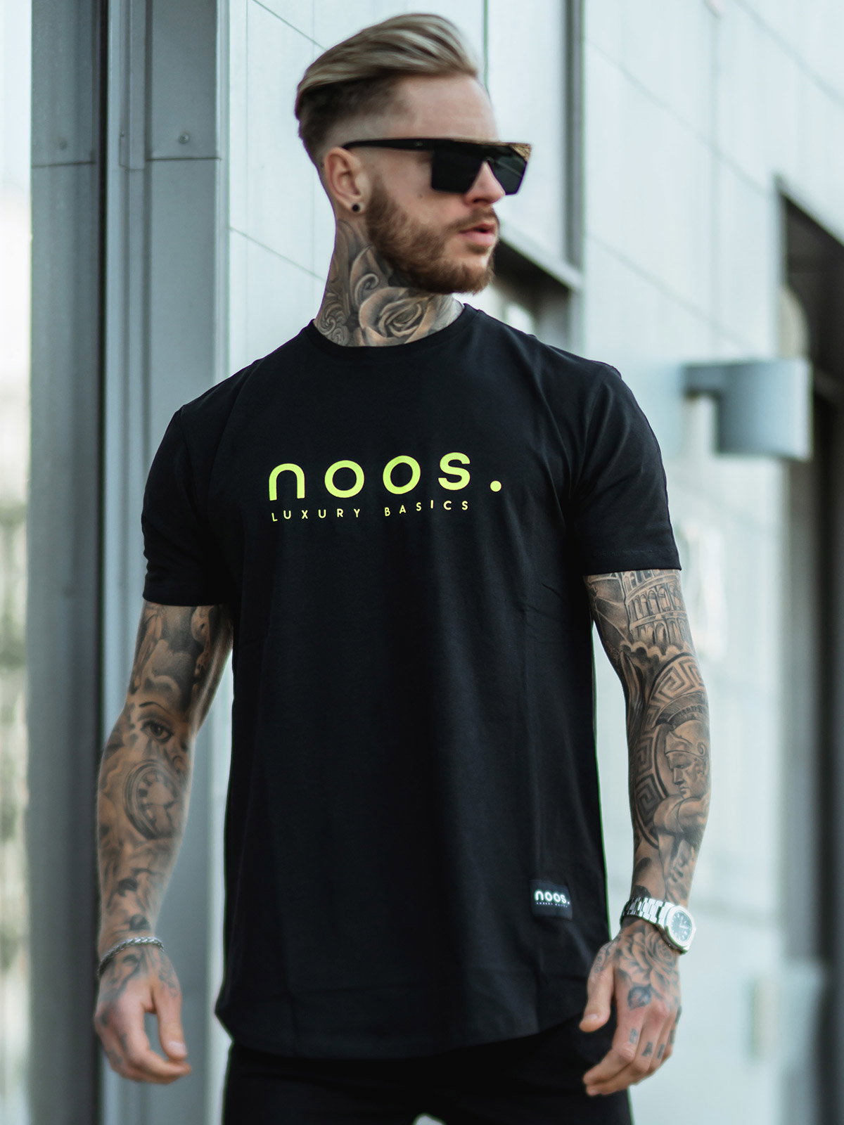 Big Logo Scoop Tee Black/Neon Yellow (XL)