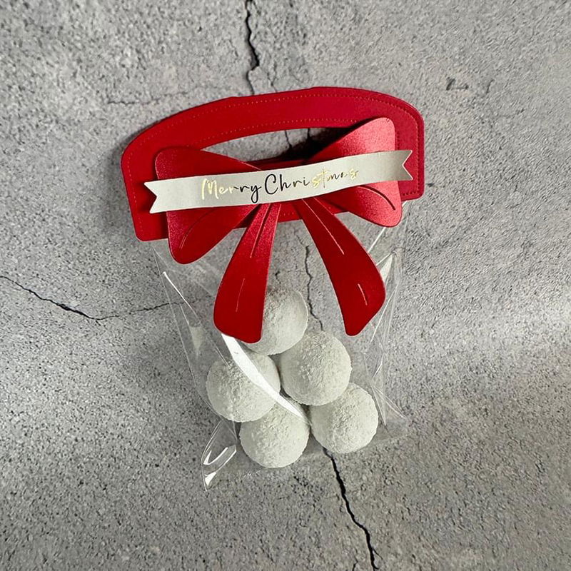 Simple and Basic die "Treatbag Topper w/Banner"
