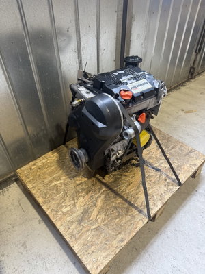 Lombardini LDW502 Progress ACT motor begagnad årsmodell 2011 - 4394 mil
