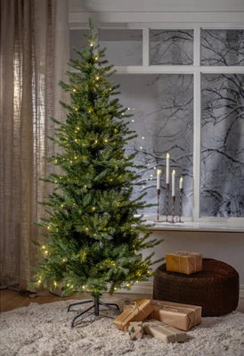 Julgran Larby med LED 180cm