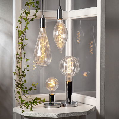 Dimbar LED-lampa E27 Decoled Line