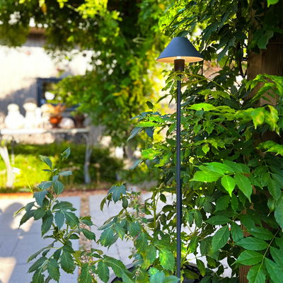 Pollare Apollo Flex Mörkgrå 3W 190lm från LightsOn Garden Plug & Play