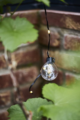 Ljusslinga Bolla Klar med ljuspunkter på kabeln