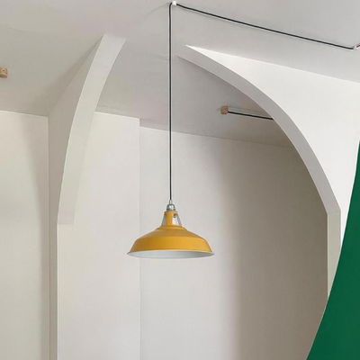 Lampskärm Harbour i emaljerad metall med E27-fattning, diameter 38cm - Senapsgul