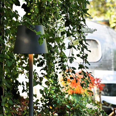 Golvlampa Sofy 140cm 8W 870lm 2700K Dimbar LightsOn Garden Plug & Play