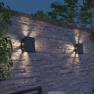 Solcells Vägglampa Altamura 4-vägs 2700K Svart