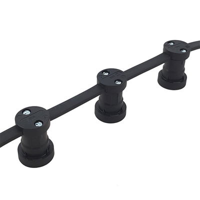 Färdigmonterad standard flatkabelslinga E27 Svart Standard c/c 100cm 20m med Skarvkontakt (hona) för omgående leverans.