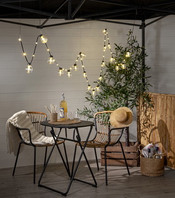 Ljusslinga Bolla Klar med ljuspunkter på kabeln