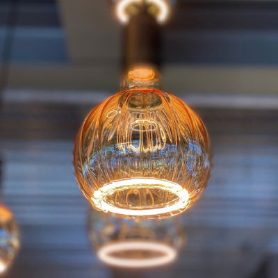 SEGOLA LED-lampa Floating Gold R125 8W 320lm E27 Dim