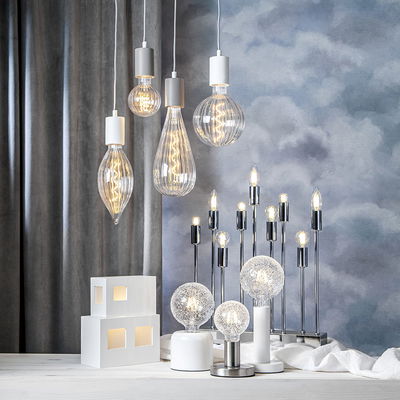 Dimbar LED-lampa E27 Decoled Line