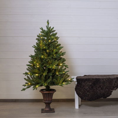 Julgran Byske med LED och kruka 120cm Julgran Byske med LED och kruka 120cm